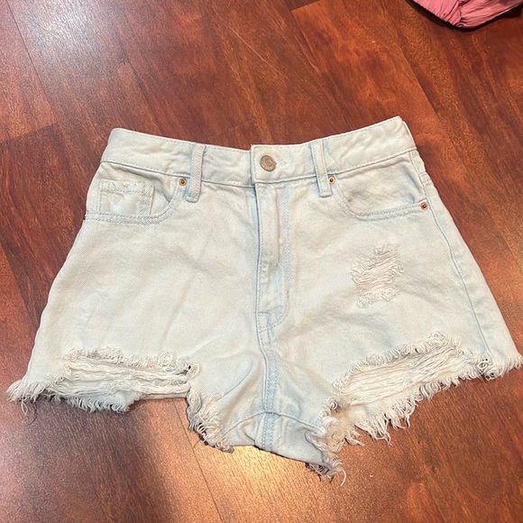 PacSun Pants - size 24 light denim PacSun jeans shorts. high waisted and in great condition